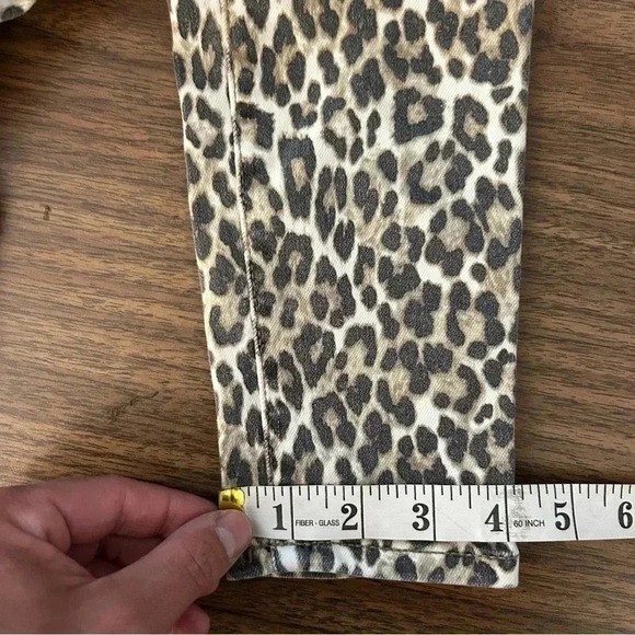 ❤️ American Eagle high rise Jegging jeans 0 animal print - Picture 10 of 10